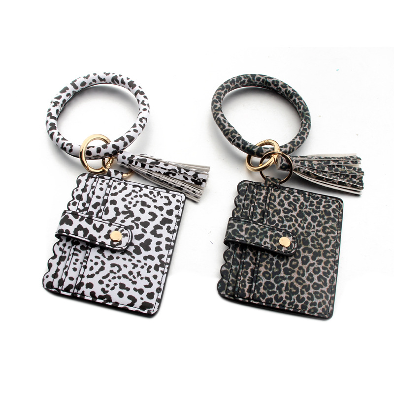 Fashion Solid Color Pu Leather Women's Bag Pendant Keychain 1 Piece display picture 5