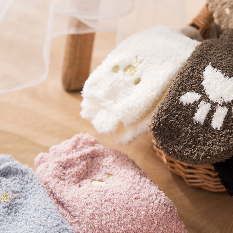 Hand-stitched three-dimensional ears cat's claw coral fleece home floor socks mid-tube socks women's half-side fleece sleep socks manufacturers