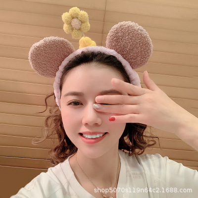 13641967065_379228633.400x400.