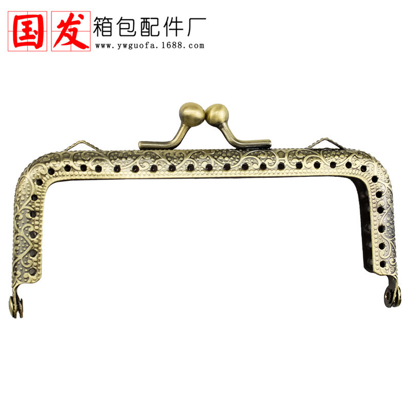 10.5cm máquina de relieve cuadrada cabeza de oro en la parte superior de las orejas accesorios de billetera de cambio [bu坑]