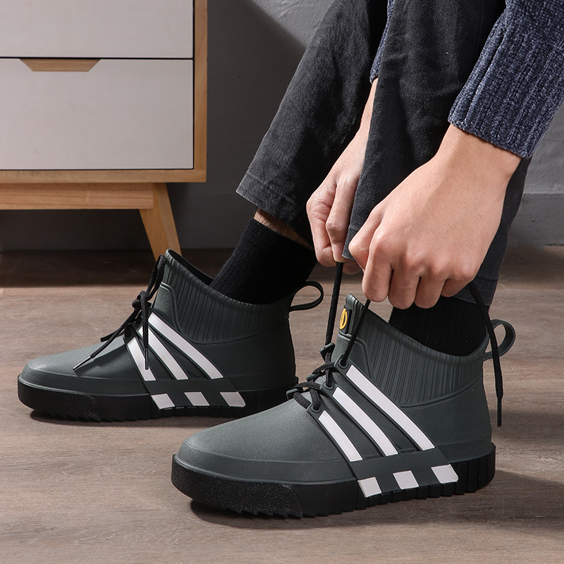 New fashion anti-slip waterproof rain shoes men's tube rain boots thickening tangled fishing kitchen car wash plastic water shoes boots