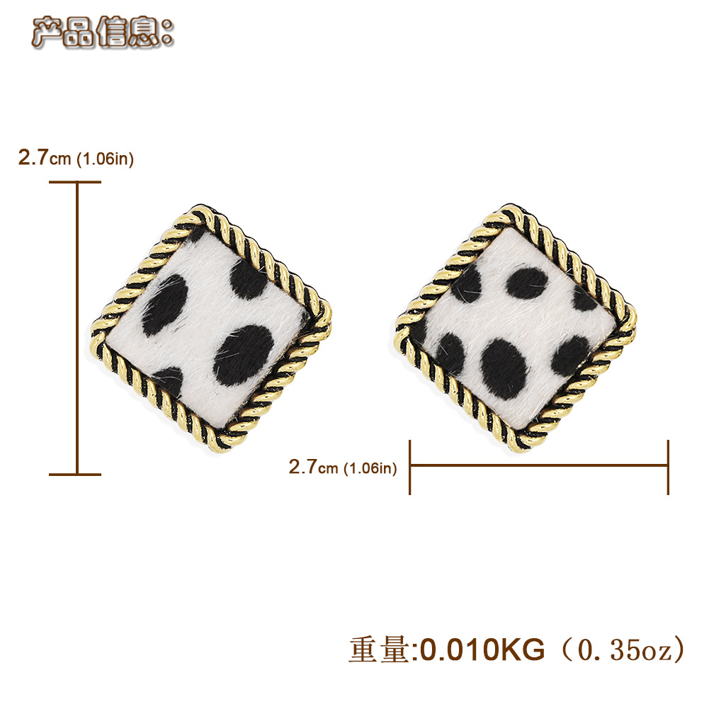 Simple Square Alloy Leopard Print Flocking Earrings display picture 1