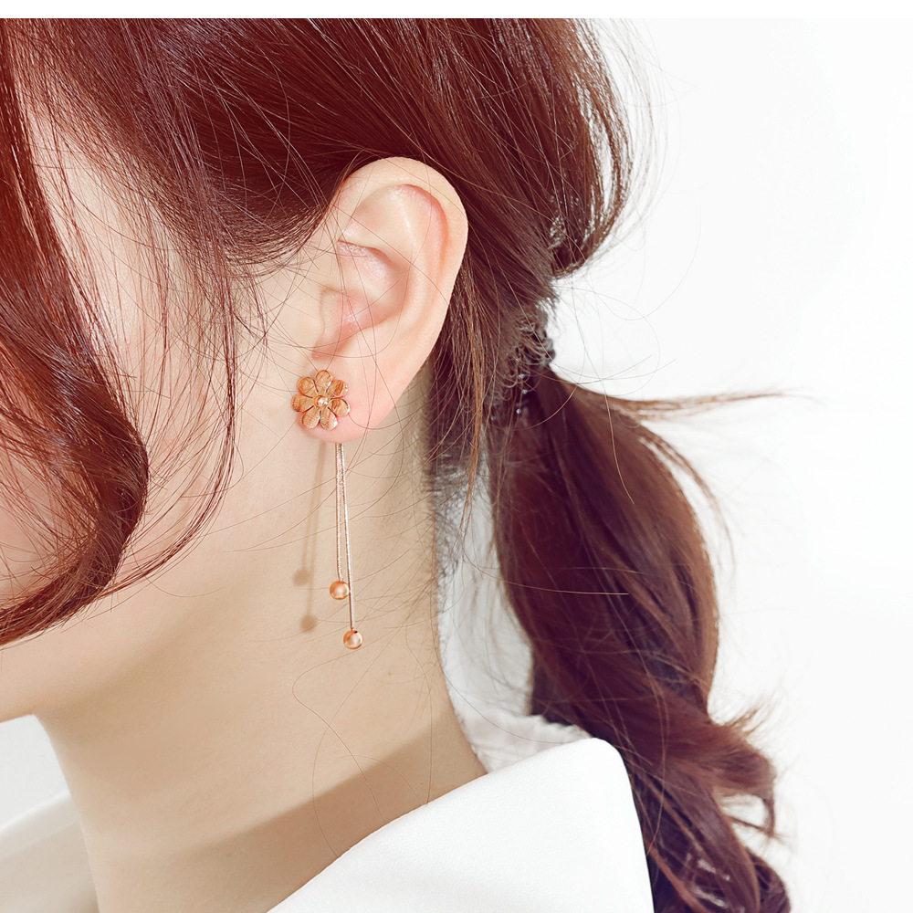 New Fashion Flower Tassel Wild Long Earrings Wholesale display picture 7