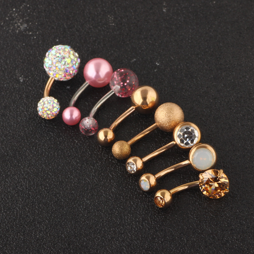 16G labret stud size and finish detail