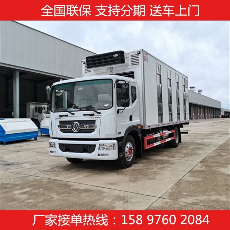 東風多利卡D9運豬車