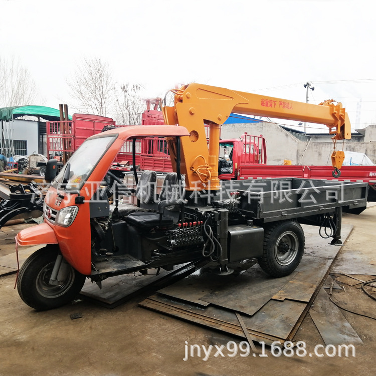 园林装卸三轮随车吊 3吨三轮背背吊 三马子移树平板吊 履带吊车