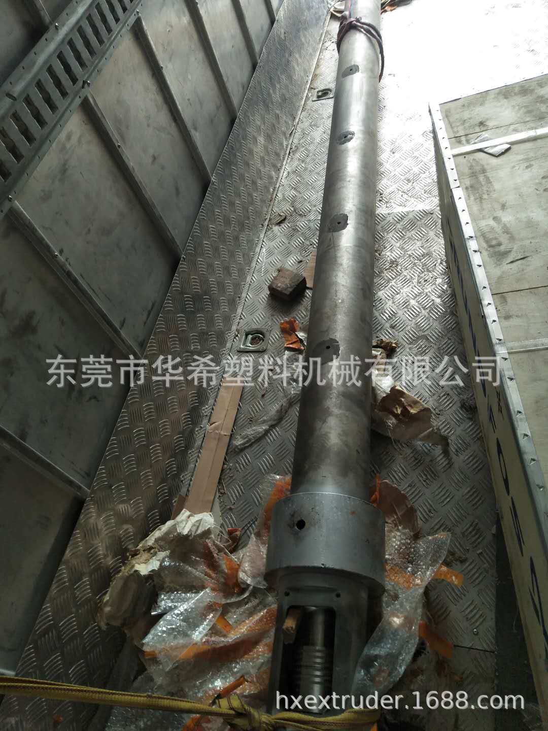 挤出机 Φ100大型片材机 氮化螺杆机筒