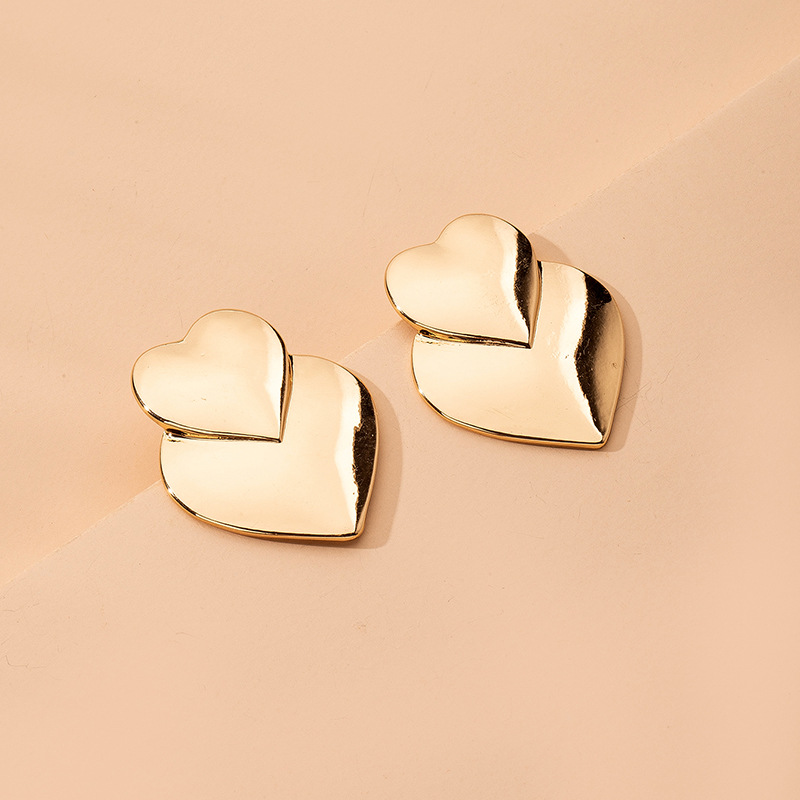 Fashion Simple Mirror Love-shaped Women's Double Peach Heart Exaggerated Metal Sweet Earrings For Women display picture 3