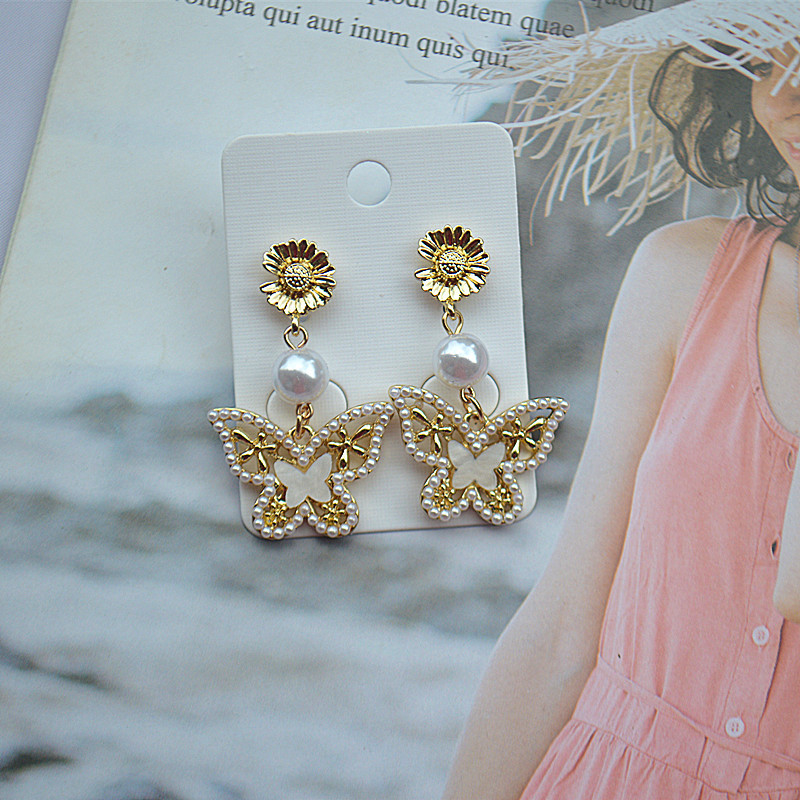 10g Weight Artificial Gemstones Inlay Material Earrings Classification Housewarming, Anniversary, Business, Wedding, Travel, Birthday, Festival Occasion Alloy Material Butterfly Pattern Women'S Gender Fashion Style S925 Silver Needle Butterfly Sweet Pearl Earrings 2