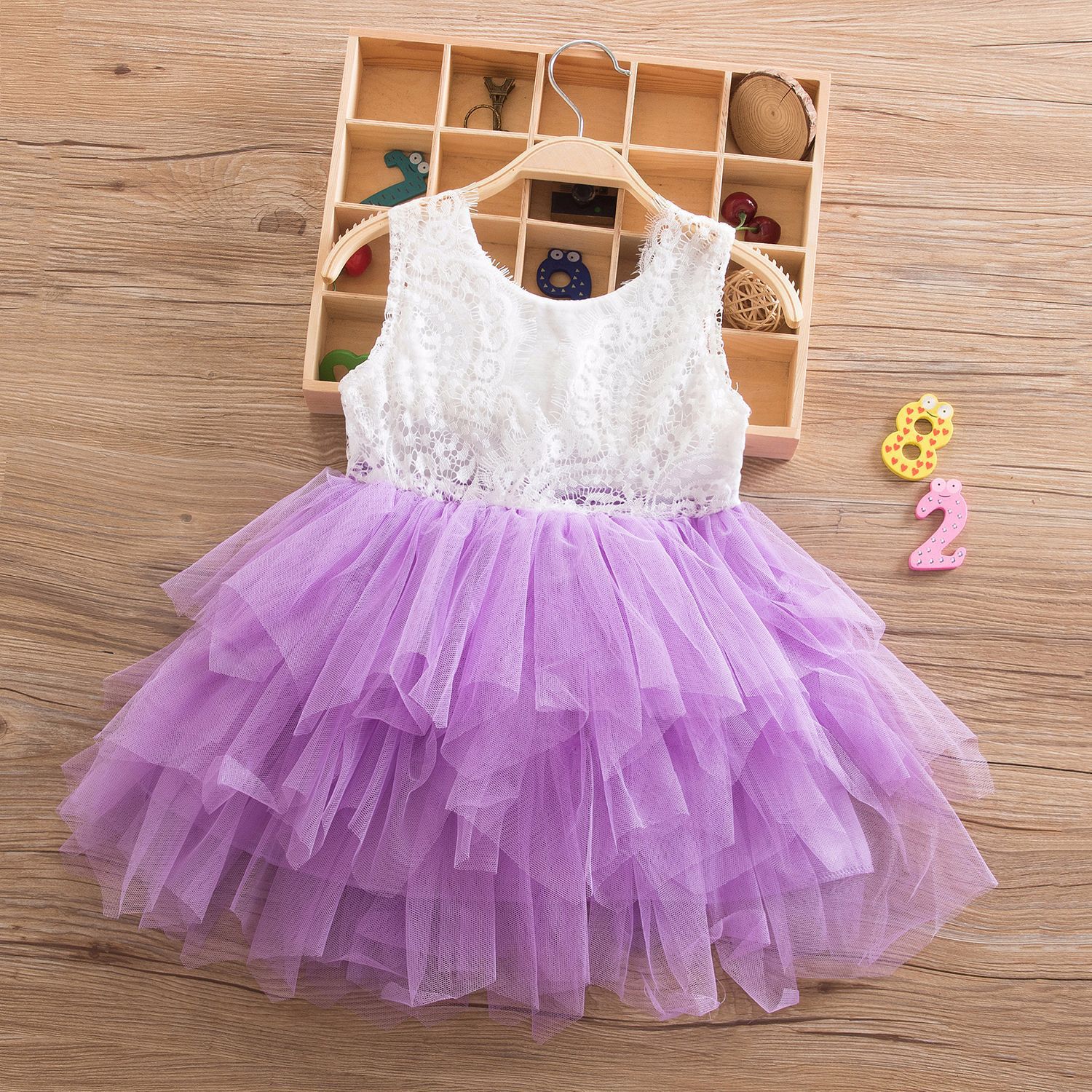 New Summer Hollow Children's Skirt Lace Long-sleeved White Princess Skirt display picture 3
