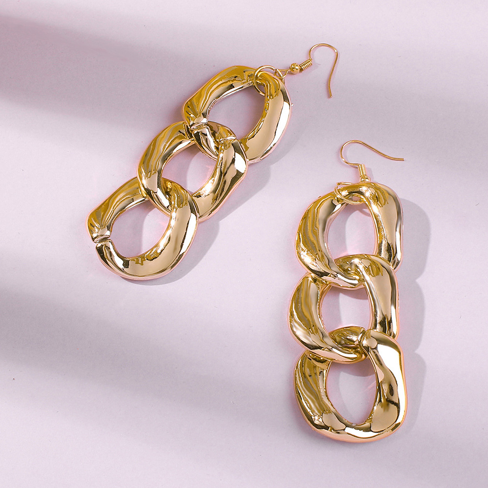 Fashion Earrings Simple Cold Wind Alloy Interlocking Multi-layer Metal Earrings Wholesale Nihaojewelry display picture 3