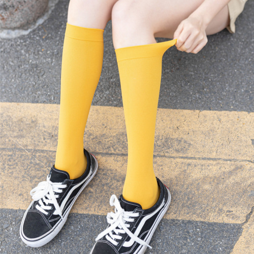 Summer thin women's socks, velvet calf socks, knee-high half-calf silk stockings, versatile black and white solid color mid-calf socks