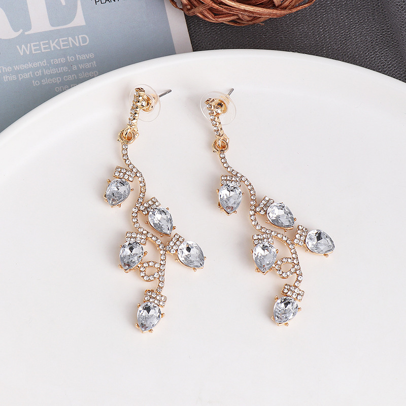 Fashion Color Diamond Earrings Gold-plated Leaf Personality Earrings Women Wholesale display picture 3