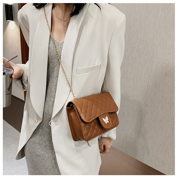 Fashion Messenger One-shoulder Diamond Small Square Bag display picture 3