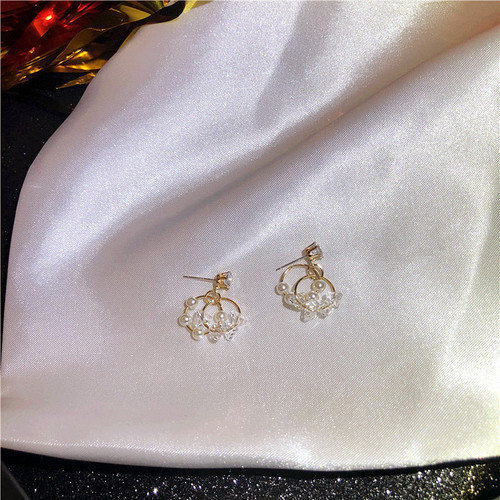 S925 silver needle fresh and versatile pearl temperament internet celebrity simple compact royal lady light luxury earrings earrings B400