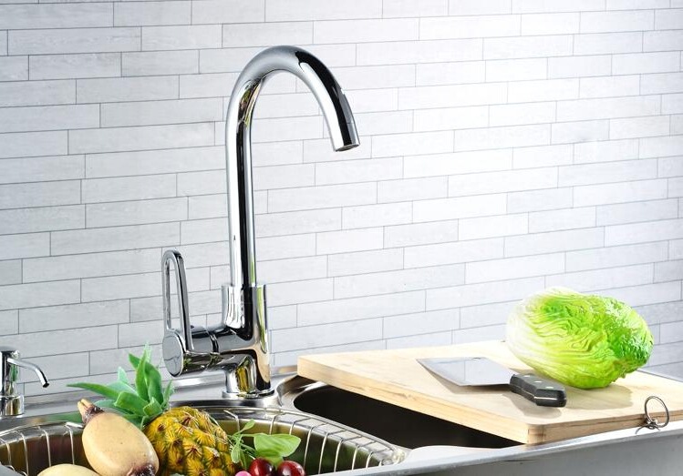 Free shipping special offer copper bathroom kitchen faucet hot and cold single hole rotatable sink faucet vegetable basin faucet