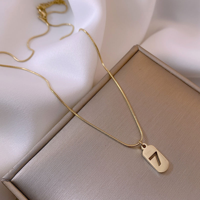 Fashion Necklace Digital Women's Clavicle Chain 2023 New Niche Design Sense Trendy Internet Popular Titanium Steel Sweater Chain Necklace Chain