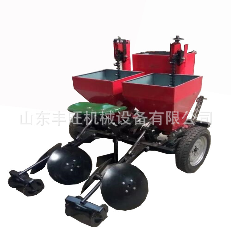 土豆洋芋施肥覆膜播种机马铃薯施肥播种机 多行可定土豆种植机