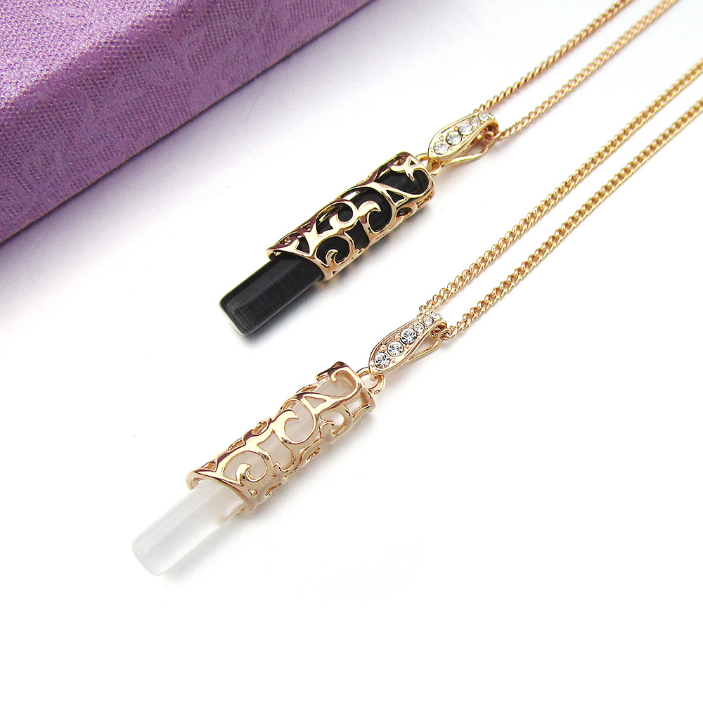 �¿� ʱ�к�è��ʯ��׹���� �ʯ����������� Ů������ һ������