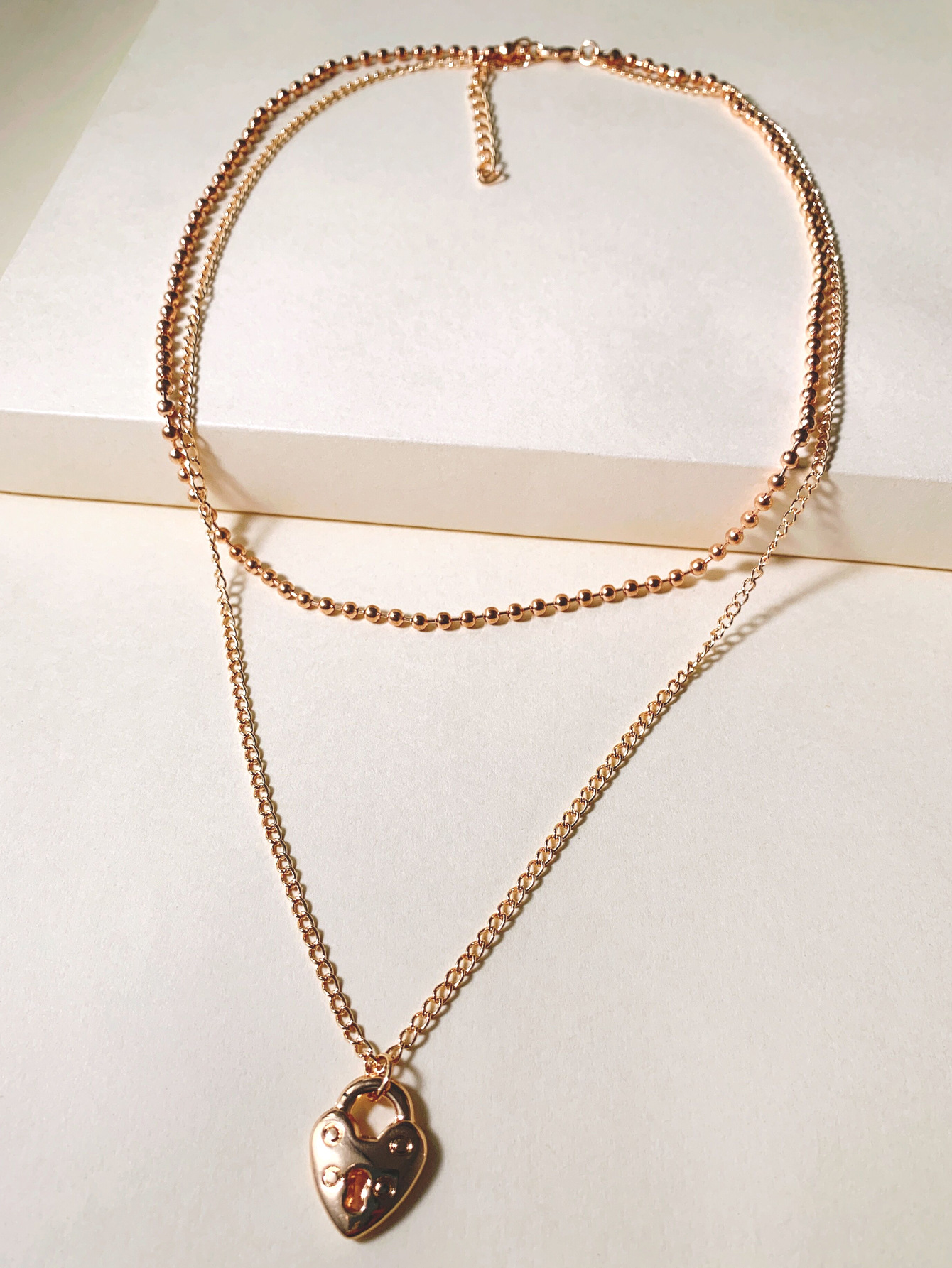 New Alloy Necklace Simple Fashion Golden Heart-shaped Clavicle Necklace Two-piece Wholesale Nihaojewelry display picture 4