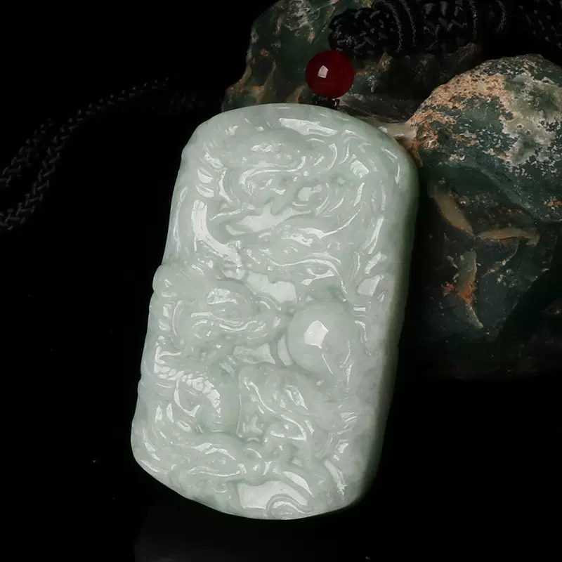 一缘阁翡翠a类吊坠批发挂件双面雕刻男款龙牌送证书雕刻工艺玉雕