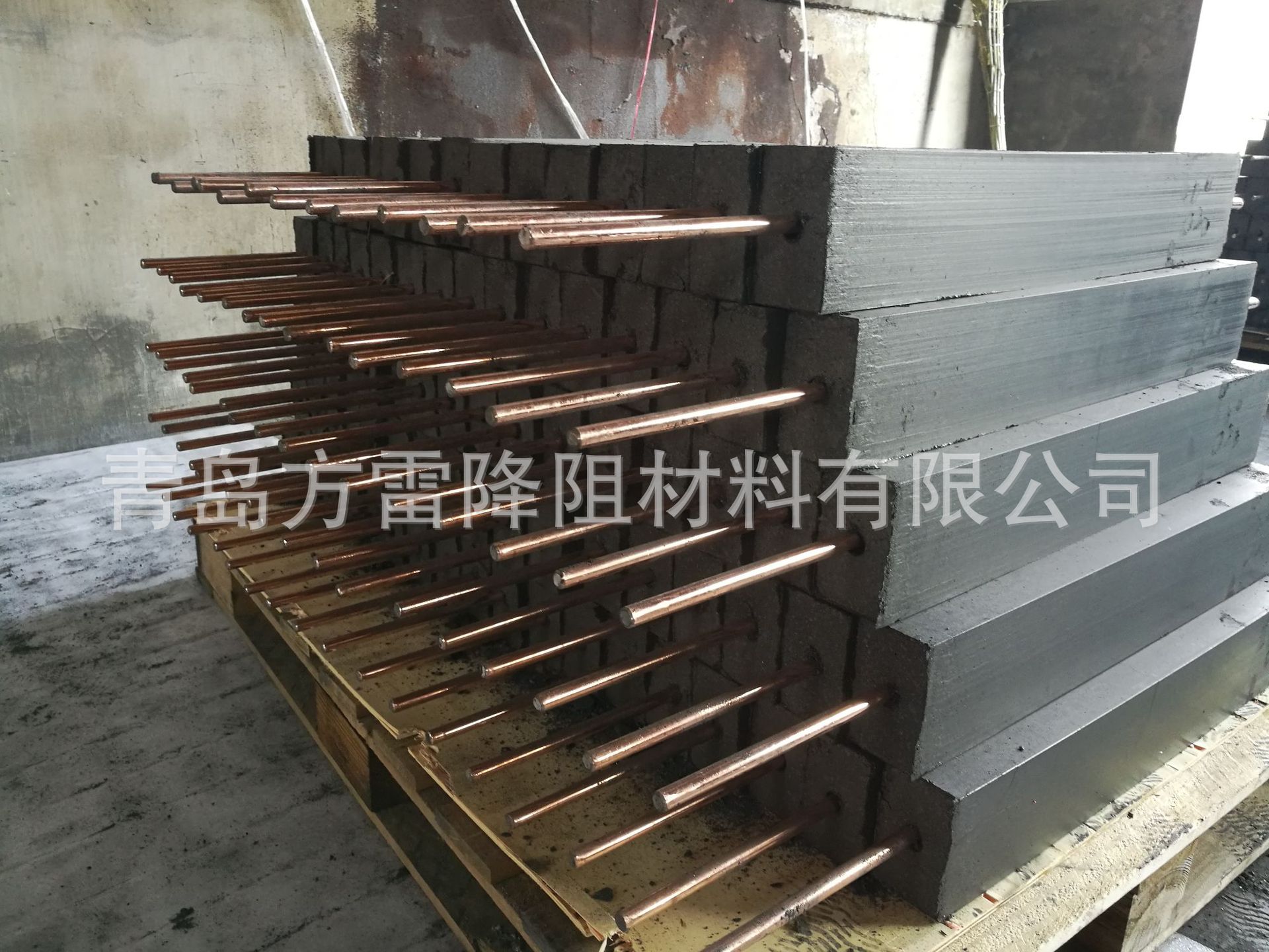 生产厂家离子合金接地体  离子接地模块 高纯石墨接地体现货供应