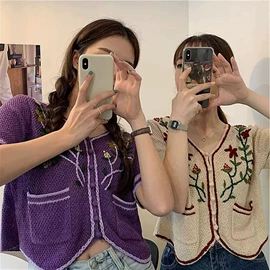 女式针织衫;毛衣;连衣裙