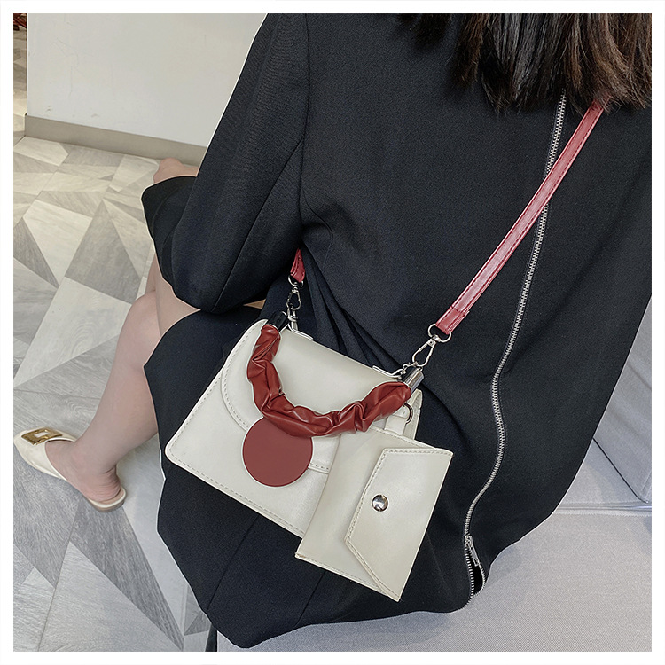 Fashion Messenger Small Square Bag display picture 9