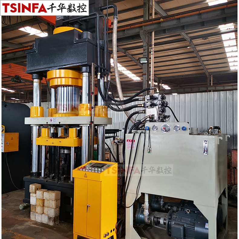 Cattle and Sheep Licking Brick Hydraulic Press 630 Tons Square Salt Brick Machine 315t Four-Column Hydraulic Press Powder Forming Cnc Press