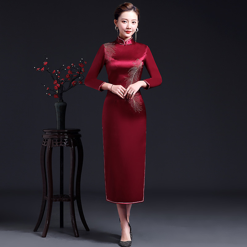Traditional Chinese Dress Qipao Dresses for Women Thick embroidered cheongsam  long sleeve wedding dress cheongsam dress