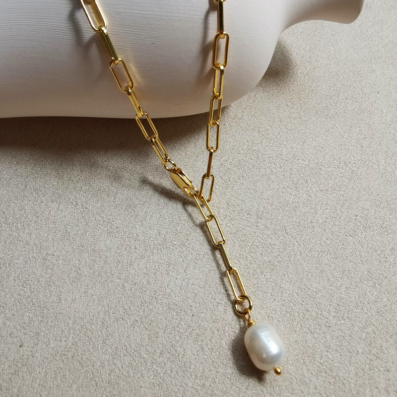 Retro geometric fashionable copper rectangular golden necklace from…