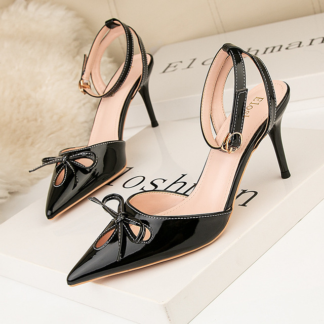 Fashion women’s shoes slim heels high heels bow pointed high heels show thin sandals