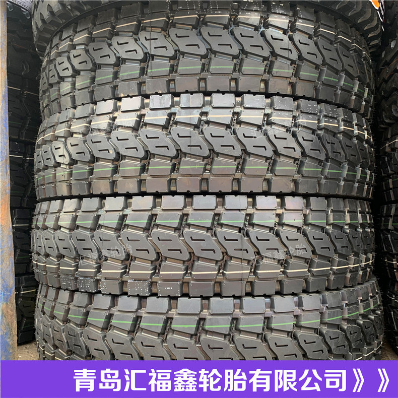 厂家批发卡车货车轮胎9.00R20 900R20载重钢丝轮胎 中花驱动18层