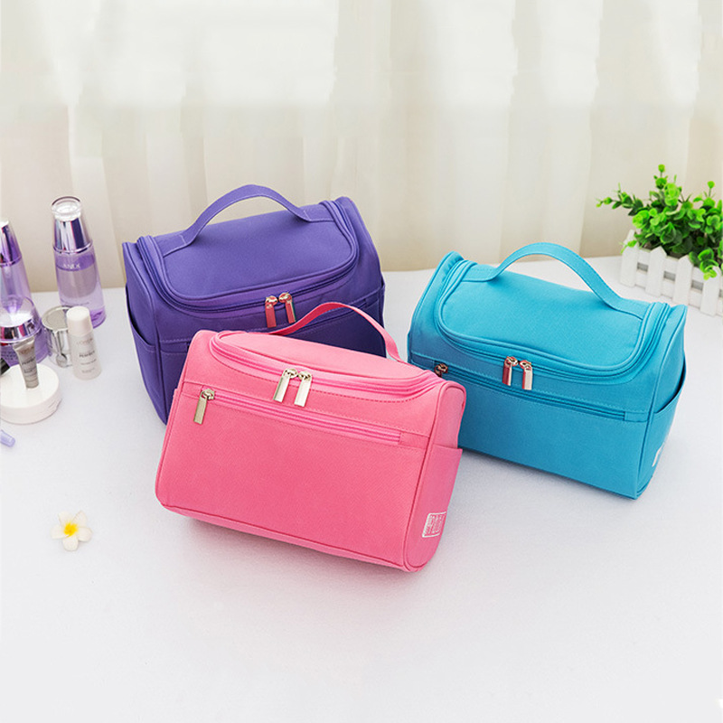 Cosmetic bag