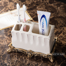 简约卫浴陶瓷收纳盒卫生间浴室用品牙刷架漱口杯香皂盒乳液瓶套装