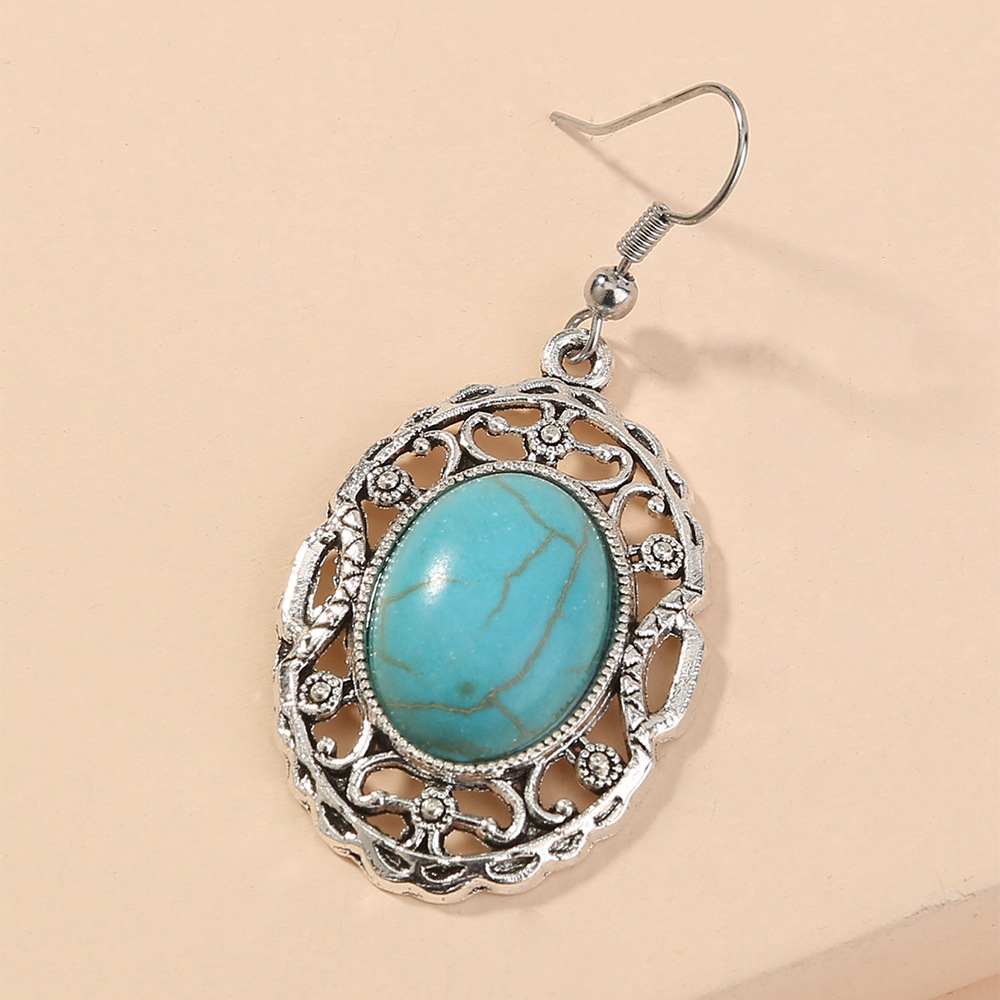 Bohemian Turquoise Earrings Hollow Oval Classical Elegant Ethnic Retro Jewelry Wholesale Nihaojewelry display picture 3