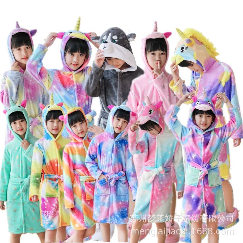 Autumn and Winter Flannel New Pajamas Boys and Girls Nightgown Coral Velvet Kidsren's Bathrobe Mid-Length Kidsren's Home Clothes