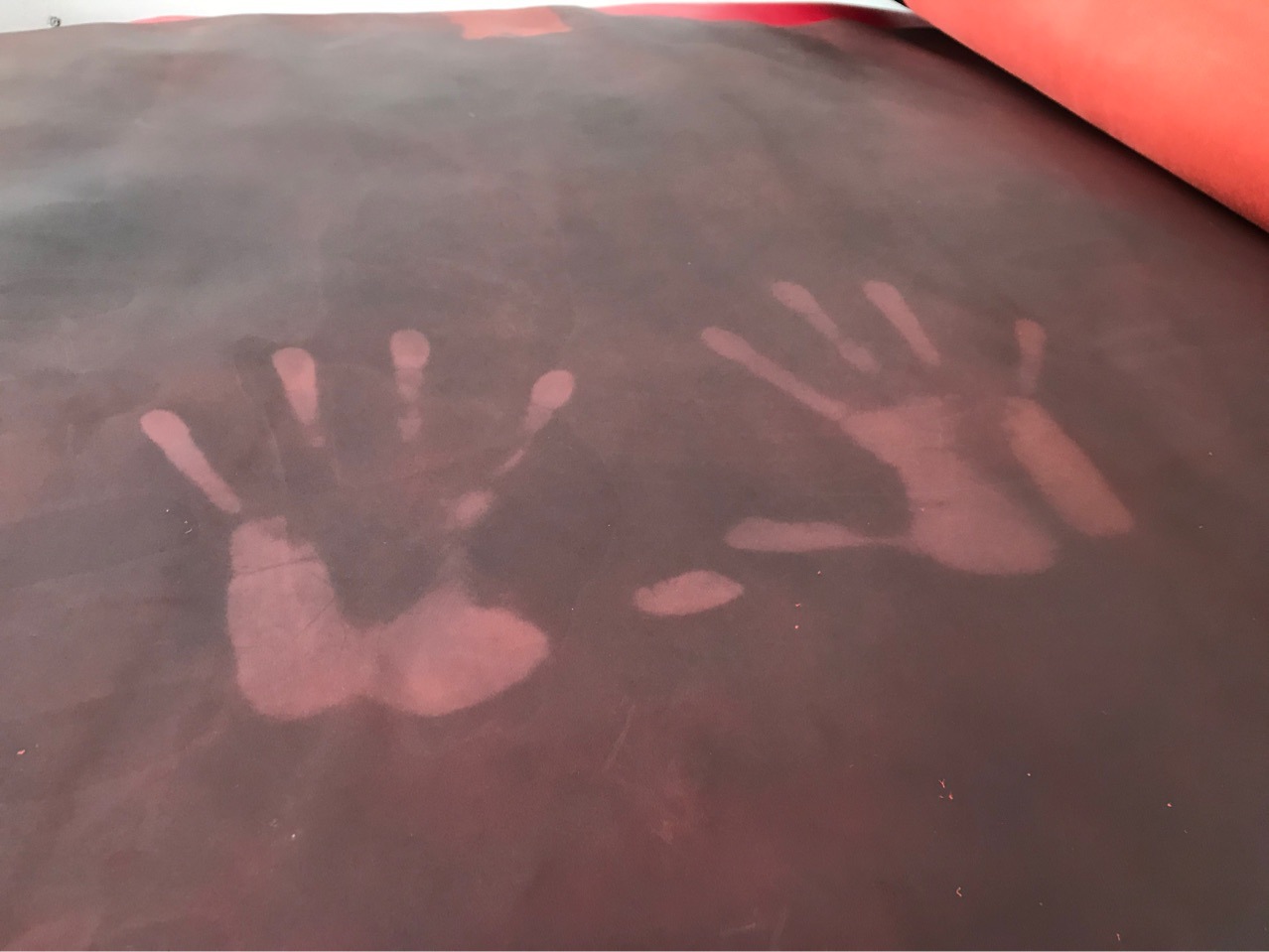 ecco kromatafor温变皮料头层牛皮 1.2-1.4mm热敏皮革 两色 25/尺