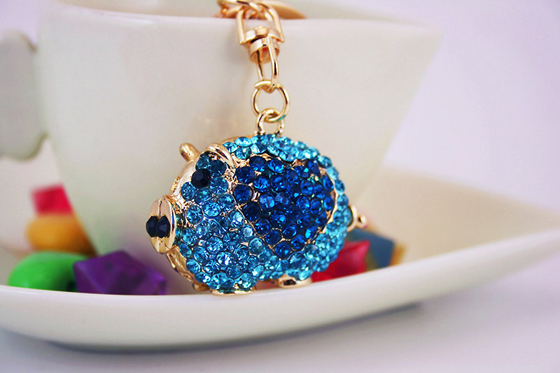 38g Weight Alloy, Metal Material Doll Pattern Unisex Gender Pink, Red, Blue Color Alloy Rhinestone Piggy Keychain 6