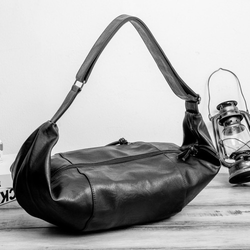 Large new men's bag Korean style trendy men's shoulder bag soft leather crossbody backpack personalized dumpling bag casual travel bag