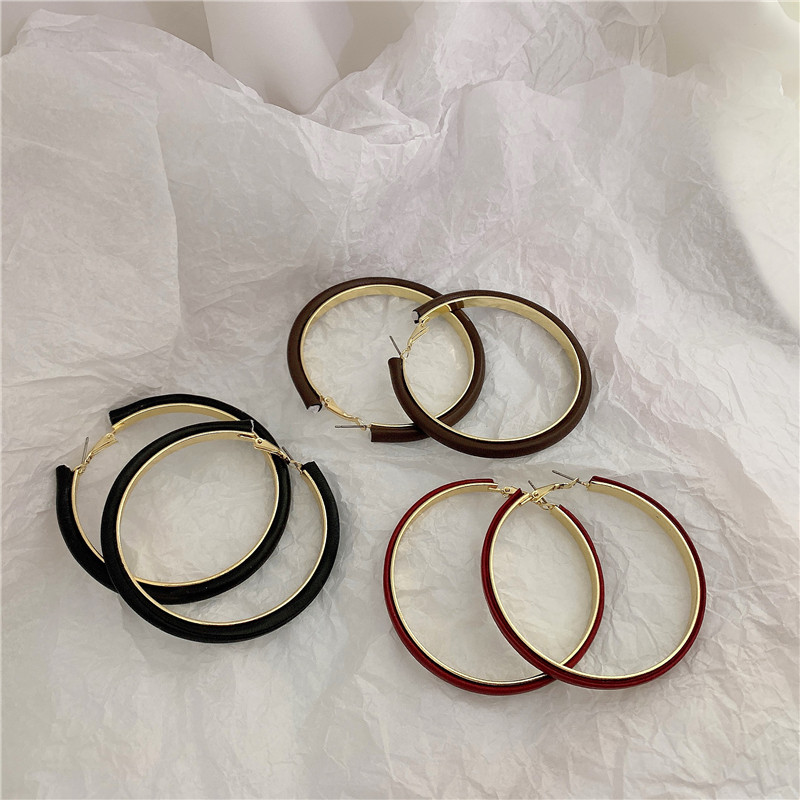 Leather Circle Metal Earrings display picture 1