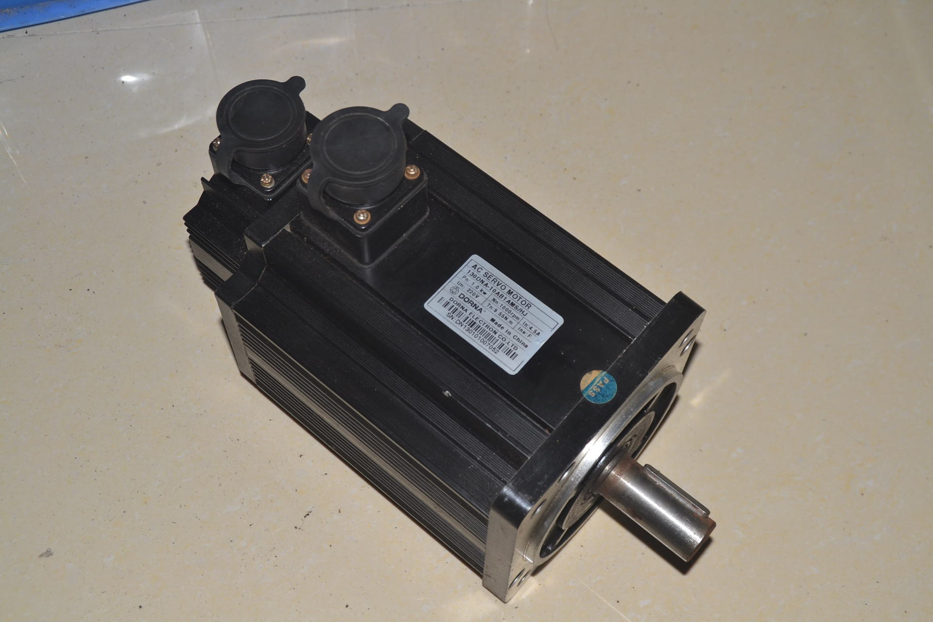 东菱东能 1000W 9.55NM 1000转 130DNA-10AB1AMS  130伺服电机