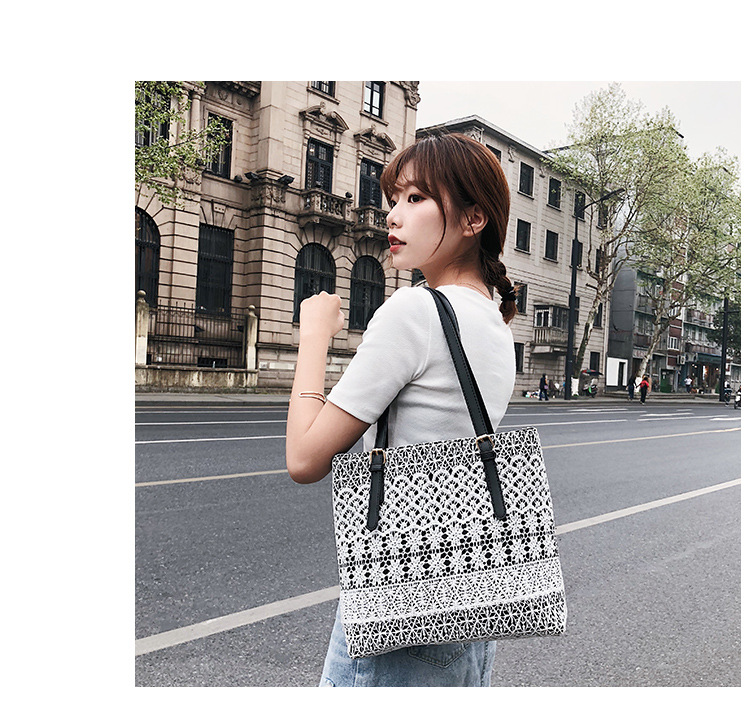 Large-capacity Lace Canvas New Wave One-shoulder Portable Tote Bag Wholesale display picture 18