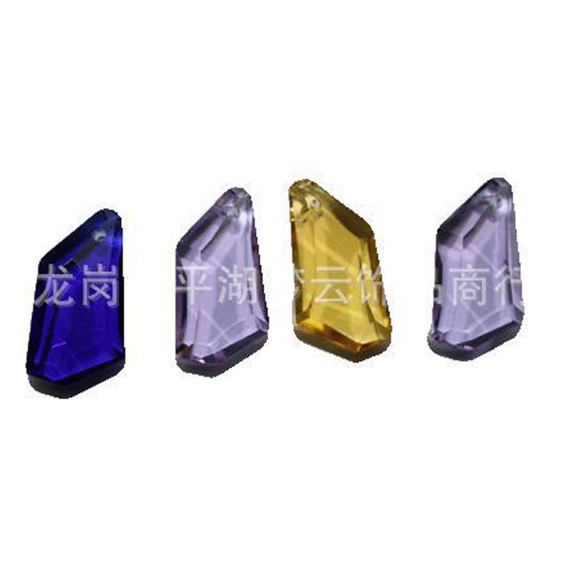 20mm light -faced heart -shaped glass beads pass through the double…