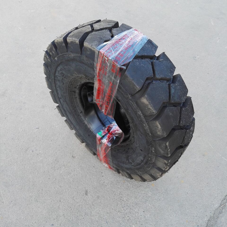 杭叉叉车充气轮胎600-9可配轮毂4.00E-9批发三包叉车抗扎实心轮胎