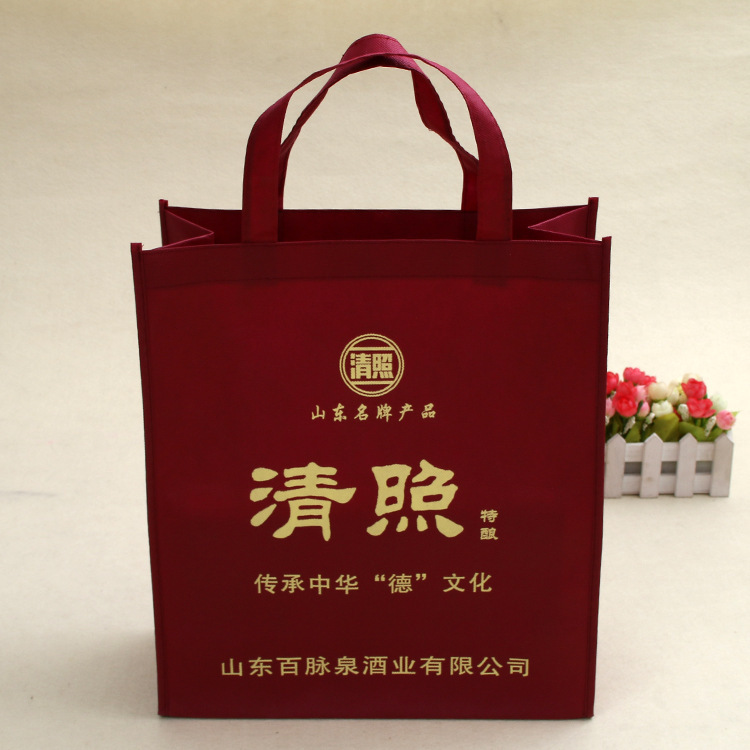 新款时尚无纺布手提袋，颜色尺寸款式可定制