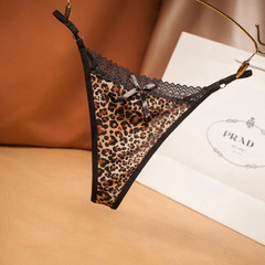 Sexy leopard print underwear for women large size seamless lace soft brushed thong low waist personalized trendy girl 2227