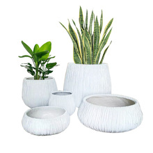 简约白色条纹玻璃钢落地大花瓶干花花插花器摆件客厅林园装饰品