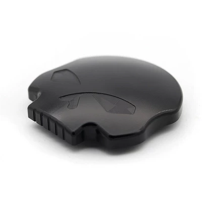 skull fuel tank cover 360 – Motorcycle Safety Supplies