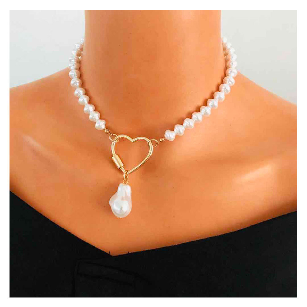 Fashion Peach Heart Link Buckle Jewelry Single Layer Pearl Pendant Necklace For Women display picture 2